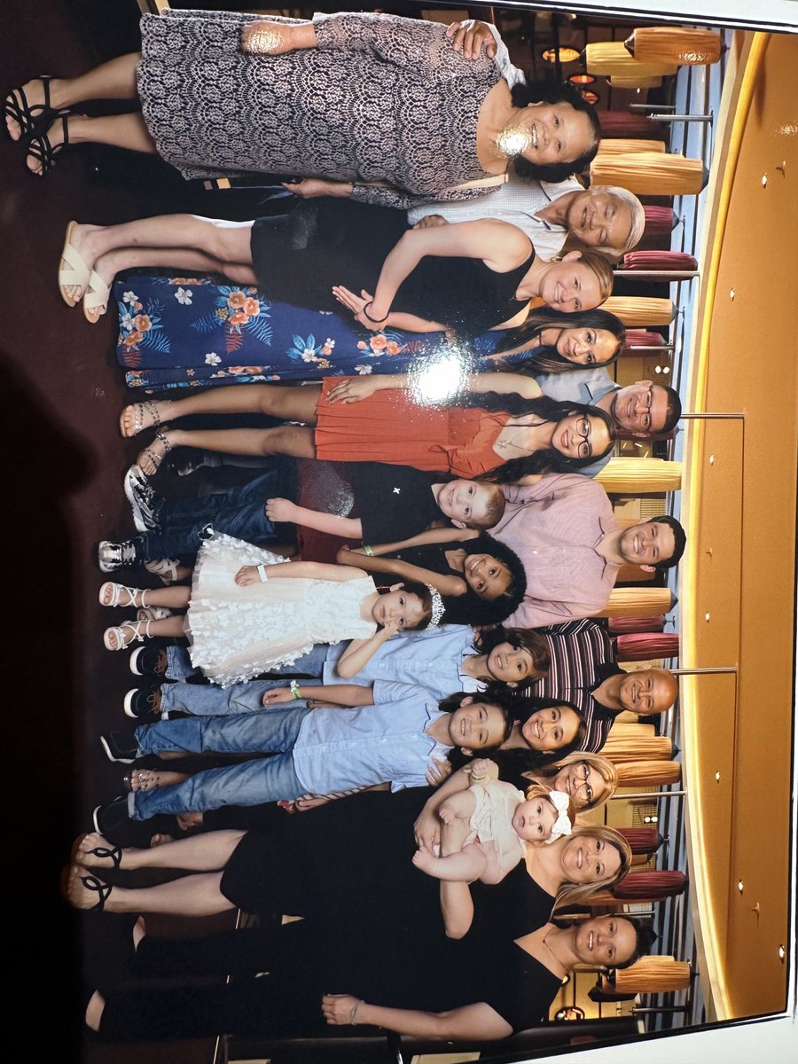 Mark Henry tweet media