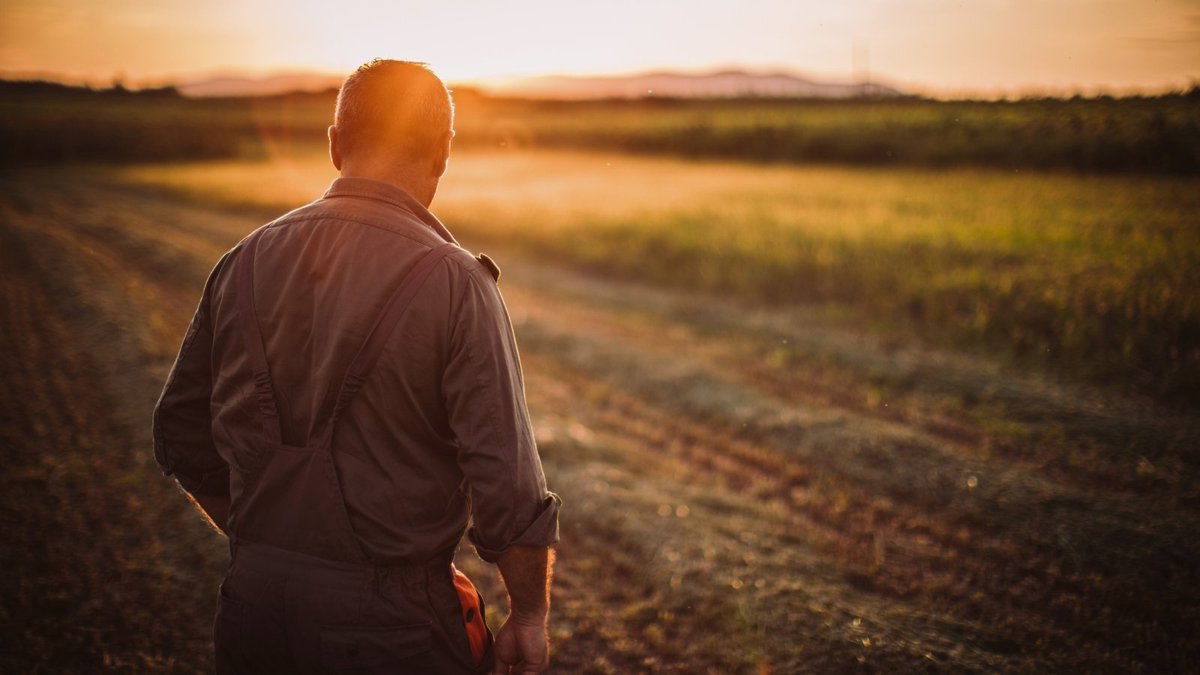 Do you know the signs of burnout? 🥱 Finding it difficult to concentrate, changes in sleeping habits and a lack of energy are all telltale signs of burnout on the farm. Learn more about how you can beat burnout and manage stress with <a href="/domoreag/">DoMoreAg</a>:  bit.ly/3RCmcke