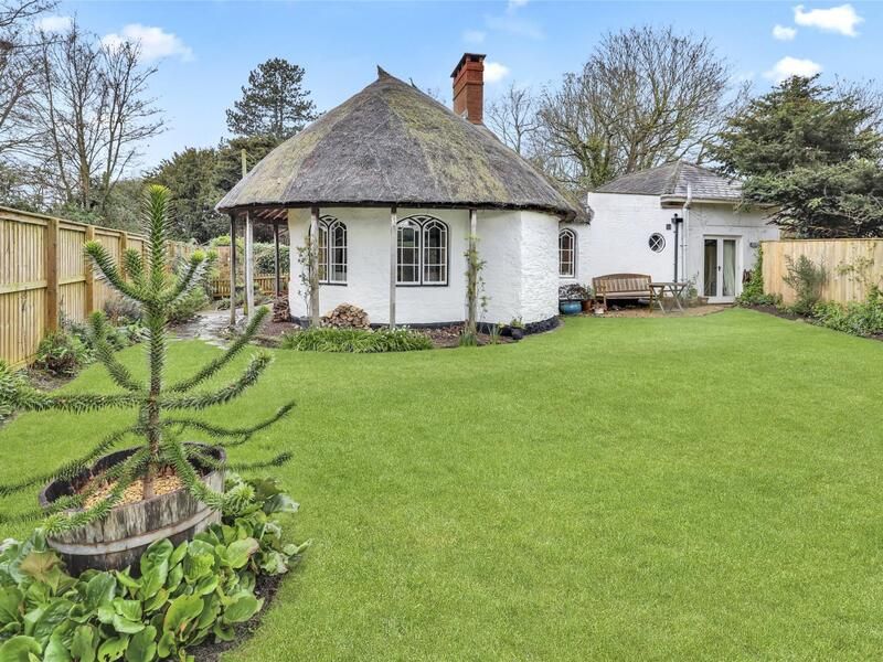 As Seen On Jitty 🕵🏻‍♀️ tweet media