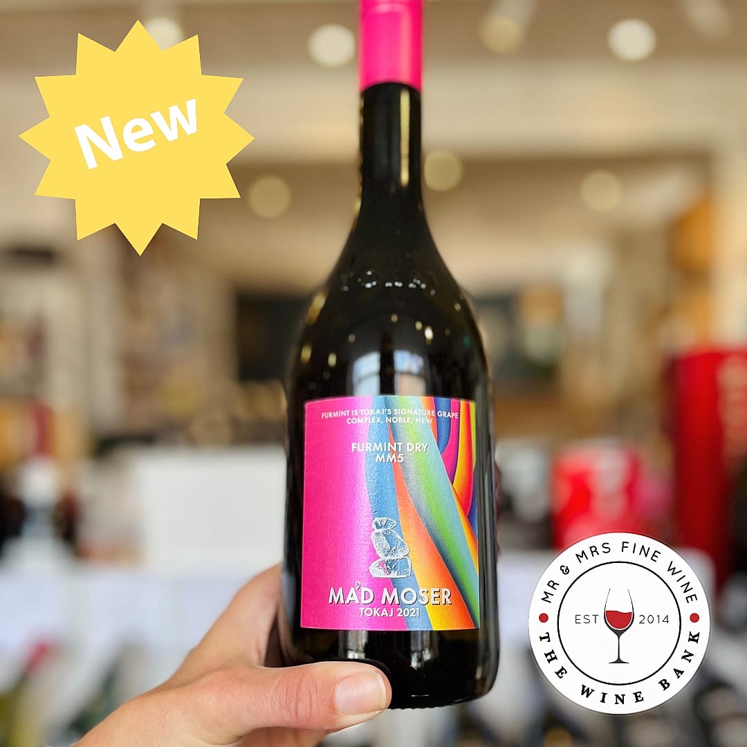 MrMrsFineWine's tweet image. Now that&apos;s what we call eye-catching! Our #Organic newcomer from Hungary, &apos;Mád Moser&apos; Dry Furmint, is a modern take on this historical wine, which has its roots as far back as the 16th Century! Fresh, floral and citrussy with an intriguing saline edge! @winespice007 #MidweekPick