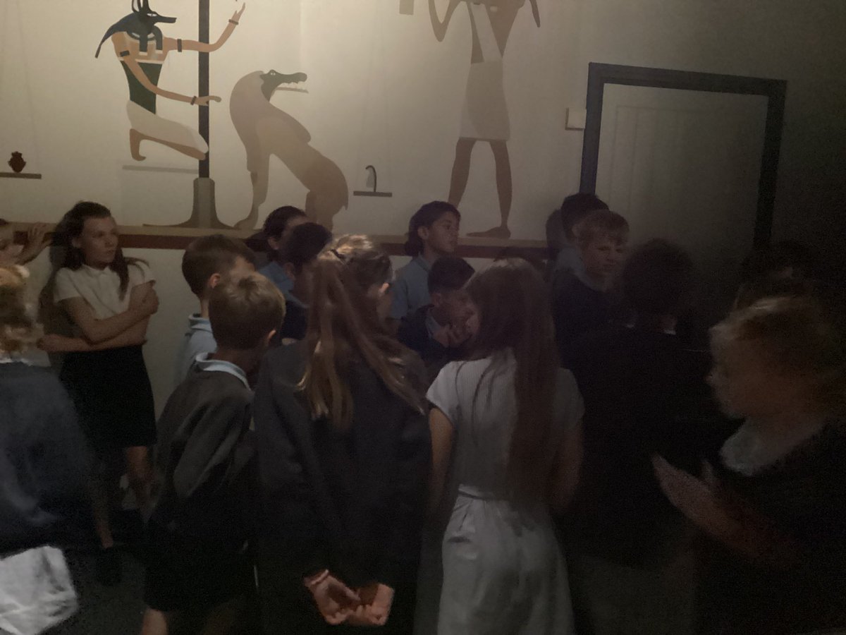 sbps_deer's tweet photo. Our school trip 😀 #sbpsHist @sbps_kingfisher https://t.co/BykopRUJDZ