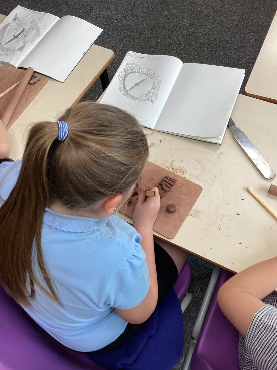 LeysFarm's tweet photo. Year 4 have enjoyed making Dragon Eyes today. Lots of design ideas linked to amphibians and other animals. Super start with modelling skills. #LFJSArt https://t.co/9guZq9U5Tj