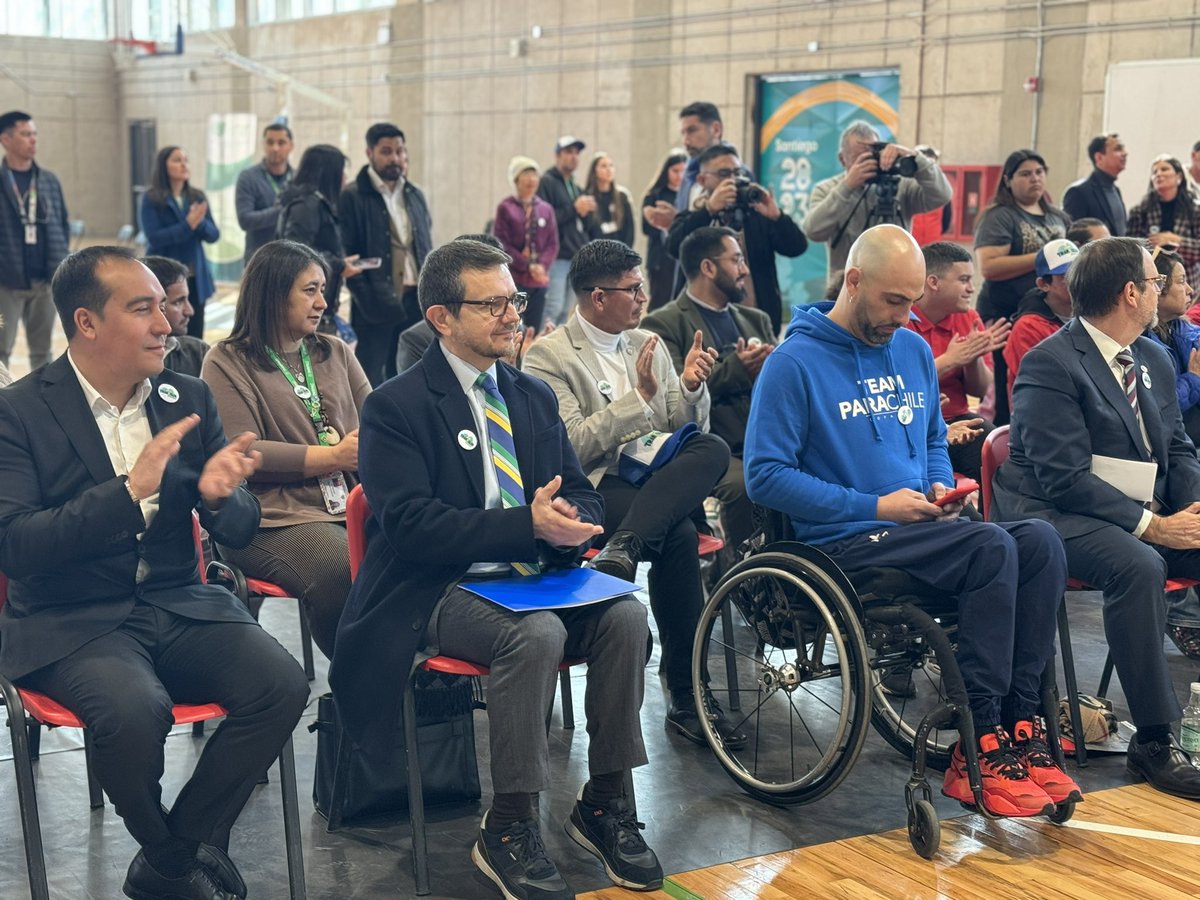 UNESCOSantiago's tweet photo. Hoy participamos en la presentación del Proyecto Trampolín del @MindepChile, realizado en el marco de la iniciativa de la UNESCO Fit for Life, con el apoyo de @AgendaCAF, el Comité Olímpico Internacional y el Comité Paralímpico de las Américas. 🧵👇 https://t.co/pYk5UZbxlX