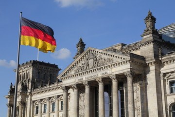 GlobalMinnesota's tweet photo. On this podcast episode, hear from the Head of Political Affairs at the Germany Embassy, Rainer Breul as he shares more about his background, the connections between Germany and Minnesota, and the essential importance of the U.S.-German relationship.

https://t.co/dH4ZM9Ua4C https://t.co/3sWDgdGrAq