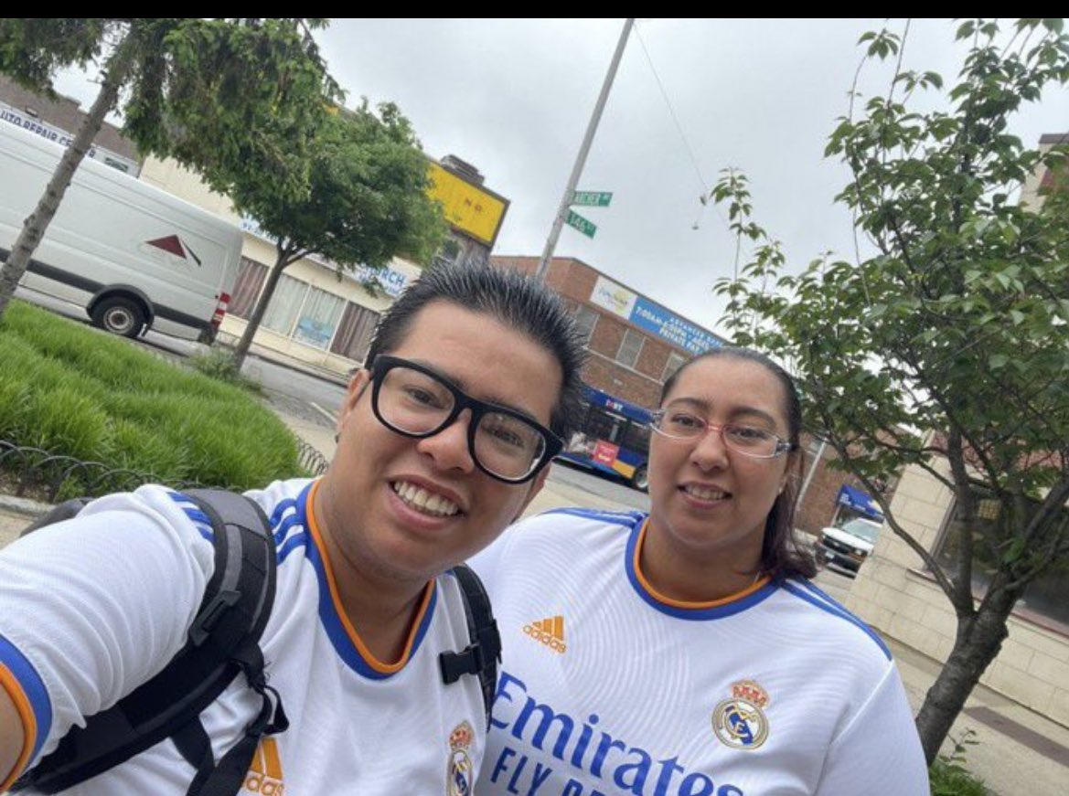 Jota23Ce's tweet photo. “IlloJuan y LaMasi lo han dejado. Ya no creo en el amor” https://t.co/GKRiFPvguR