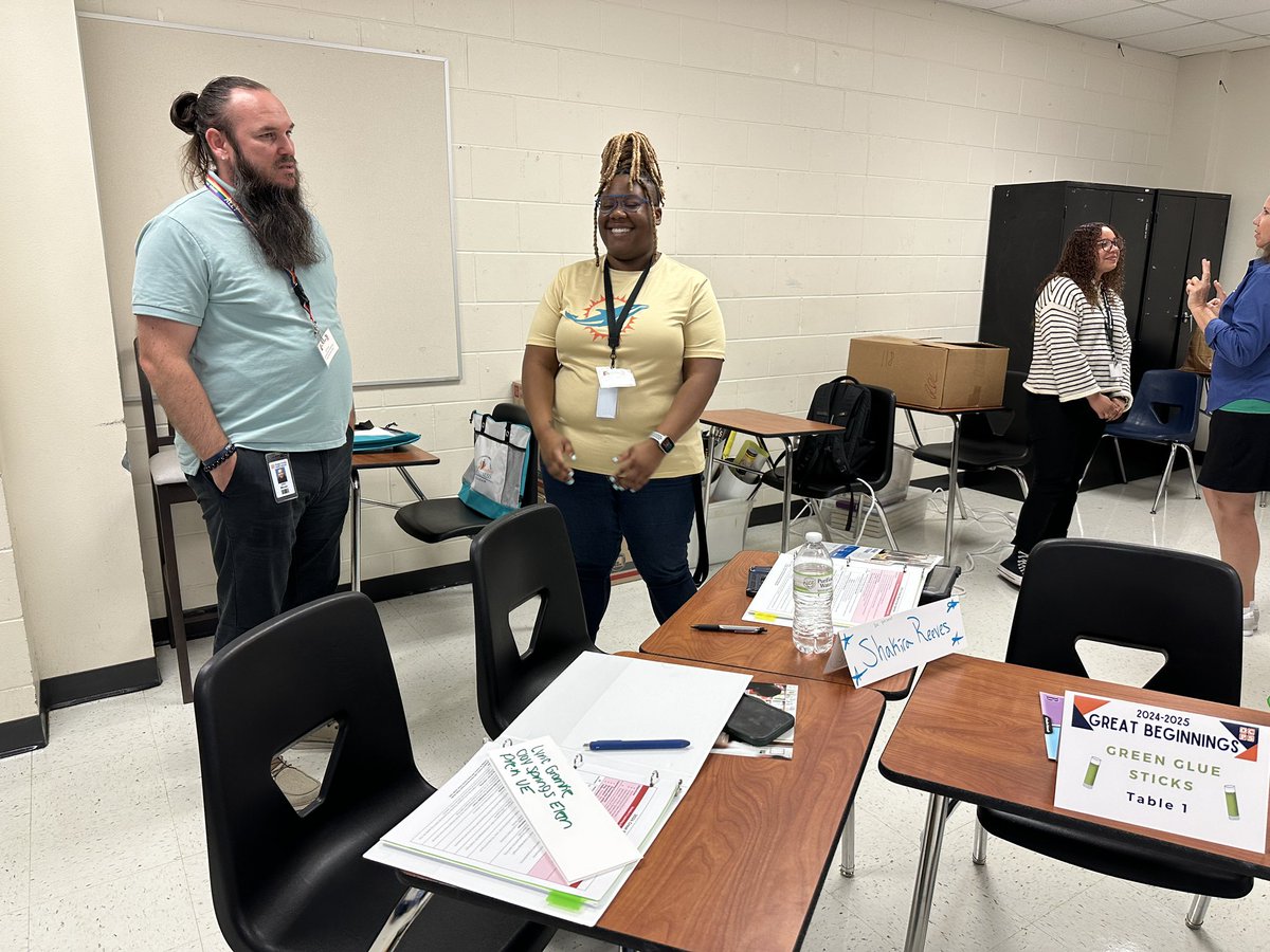 Ashley Scott tweet media