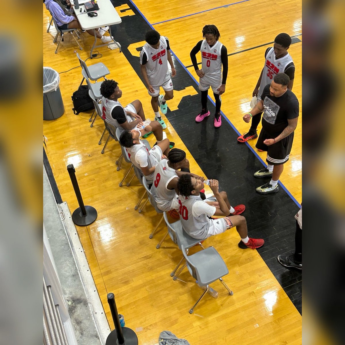 ayye_ROD's tweet photo. S2N 17u finished Adidas Gold National Championships with a Sweet 16 run, a 4-2 record &amp; place #9 in the nation. This group played extremely well together, guarded their tails off &amp; SCORED THE BALL! https://t.co/XC6TkqcYqi