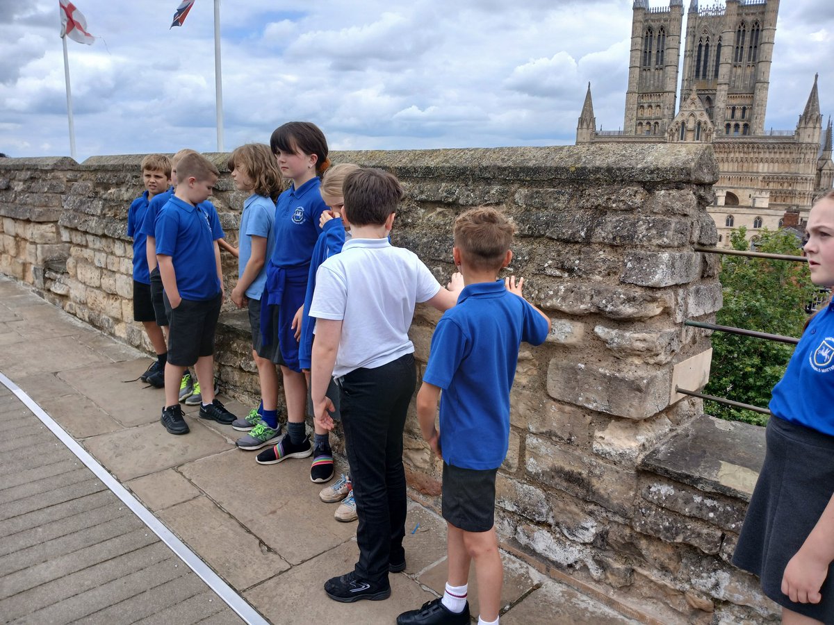 WinchelseaKaren's tweet photo. Final Lincoln Castle photos a great day lots of exciting facts about prison life. @Winchelsea1 @PeridotFive https://t.co/v1ksni0UbH