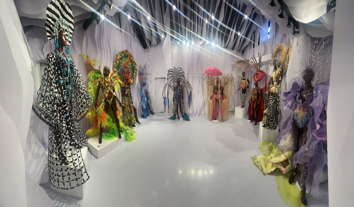 Have y’all visited our showroom yet? 

We’re open 12pm-6pm Monday to Friday 😌