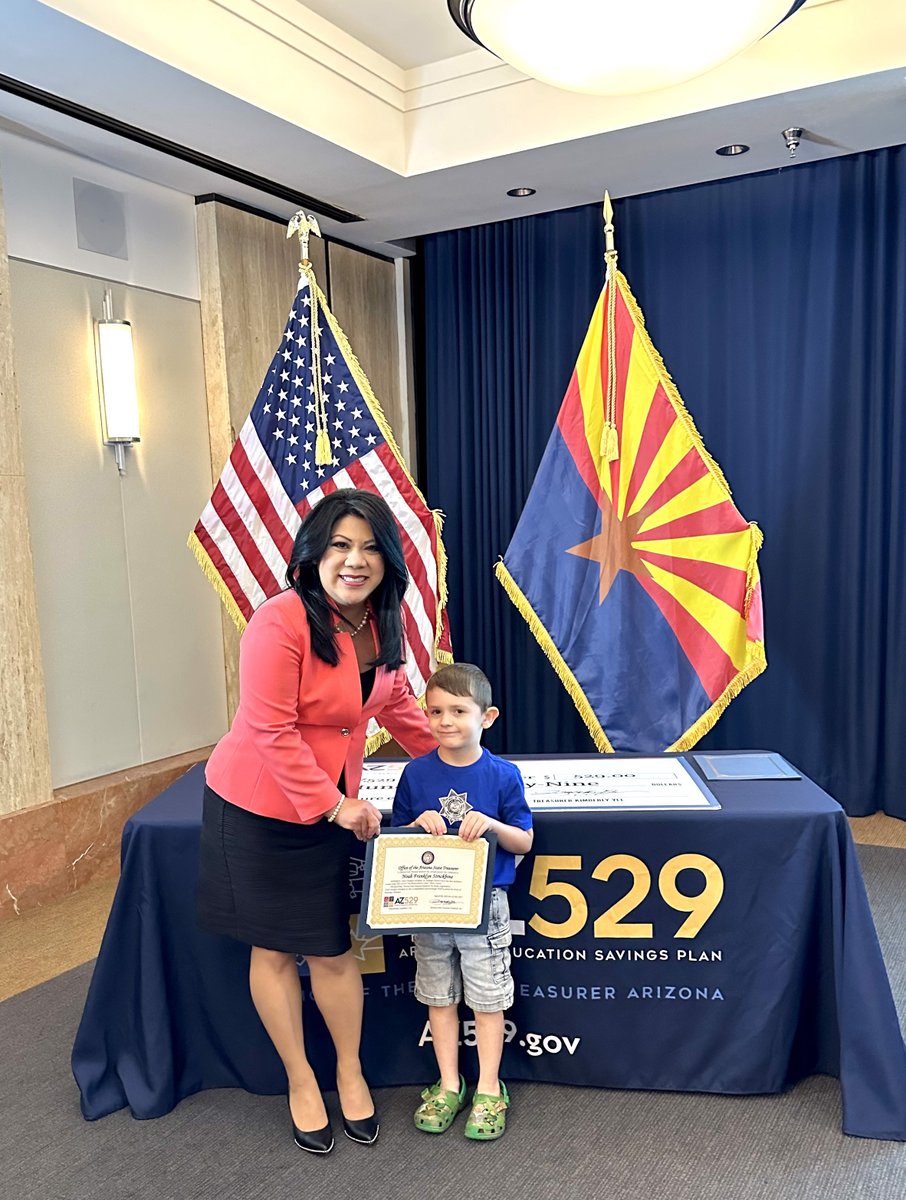 AZ_529's tweet photo. This month, we are sharing the winners of the 2024 "My Picture-Perfect Career" Photo Contest! Our first winner is Noah, a kindergarten student from Challenge Charter School in Maricopa County. Noah would like to be a postman when he grows up and won $529 towards an @AZ_529 Plan. https://t.co/DsiotuzK8R