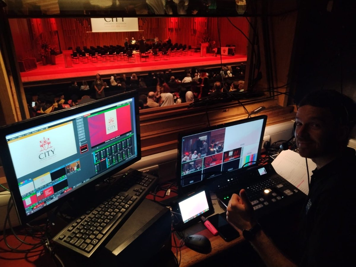 firstsightmedia's tweet photo. Midweek highlights! 📸
We're working with 22 of our incredible university partners this week! Having delivered over 150 ceremonies in just 3 days, we thought we'd share some of the best behind the scenes moments we've captured - so far!
#eventprofs #technicalproduction #livestreaming #graduation