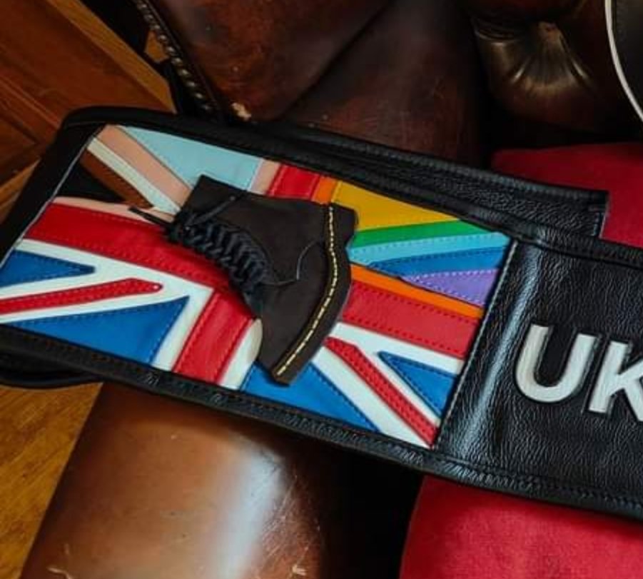 SyrBoots's tweet photo. I'm looking for a venue to host the UK Bootblack Contest 2024 this autumn in a major UK city! Would appreciate a versatile space with potential for play, etc. And flexible costs/bar as the contest is self-funded. Please gimme suggestions and retweet to a wider UK audience! https://t.co/d2s1ENqEdI