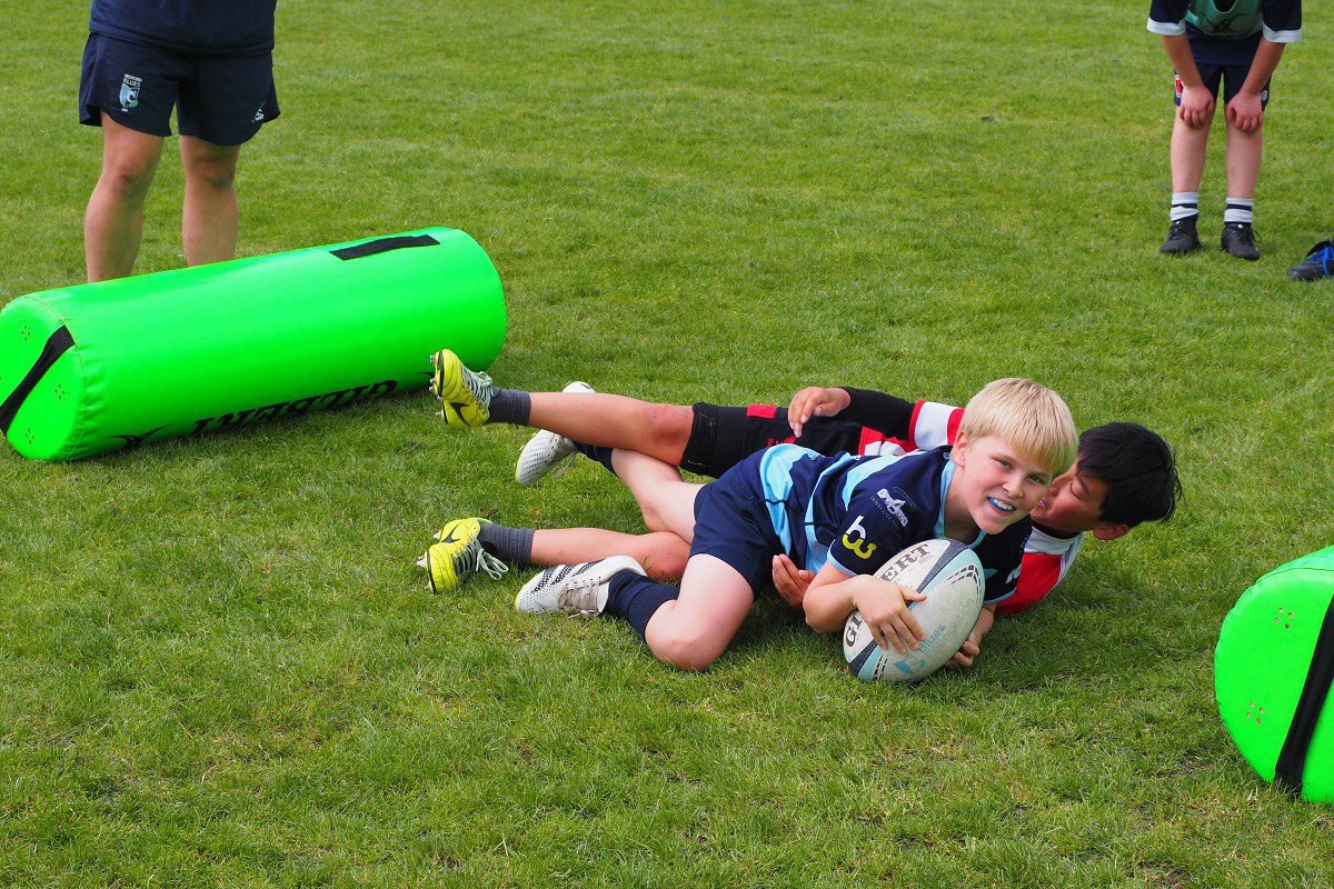bluesfoundatio1's tweet photo. 𝐎𝐧𝐞 𝐃𝐨𝐰𝐧, 𝐓𝐰𝐨 𝐭𝐨 𝐆𝐨 🏉

Got any plans sorted for the first week of the school break? Our Rugby Camps could be the perfect solution! 🙌

Don’t miss out as we return next week &amp; again in August 👊

🤝 View remaining dates below and sign up ℹ️➡️ https://t.co/5X5f27zZ9z https://t.co/zUWFblN7Go