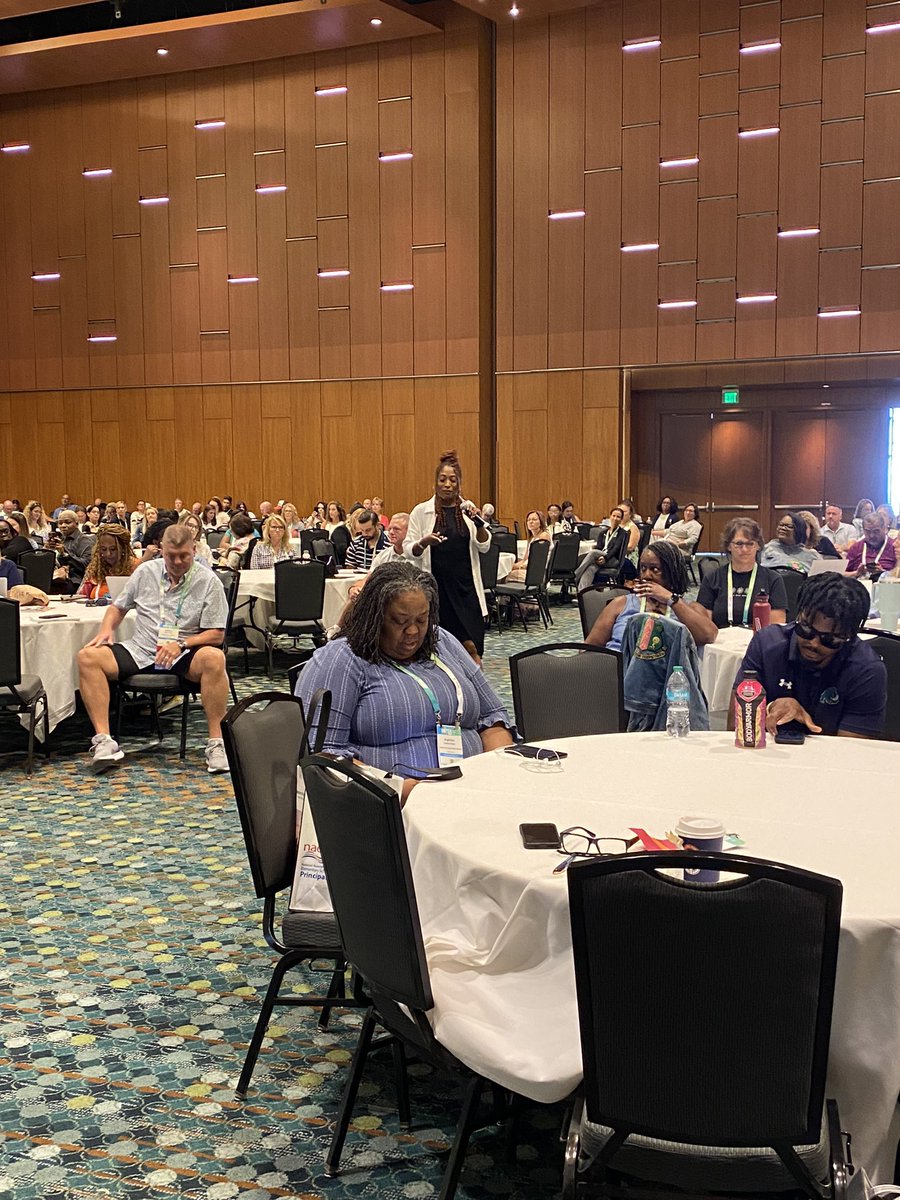 Liz Garden tweet media