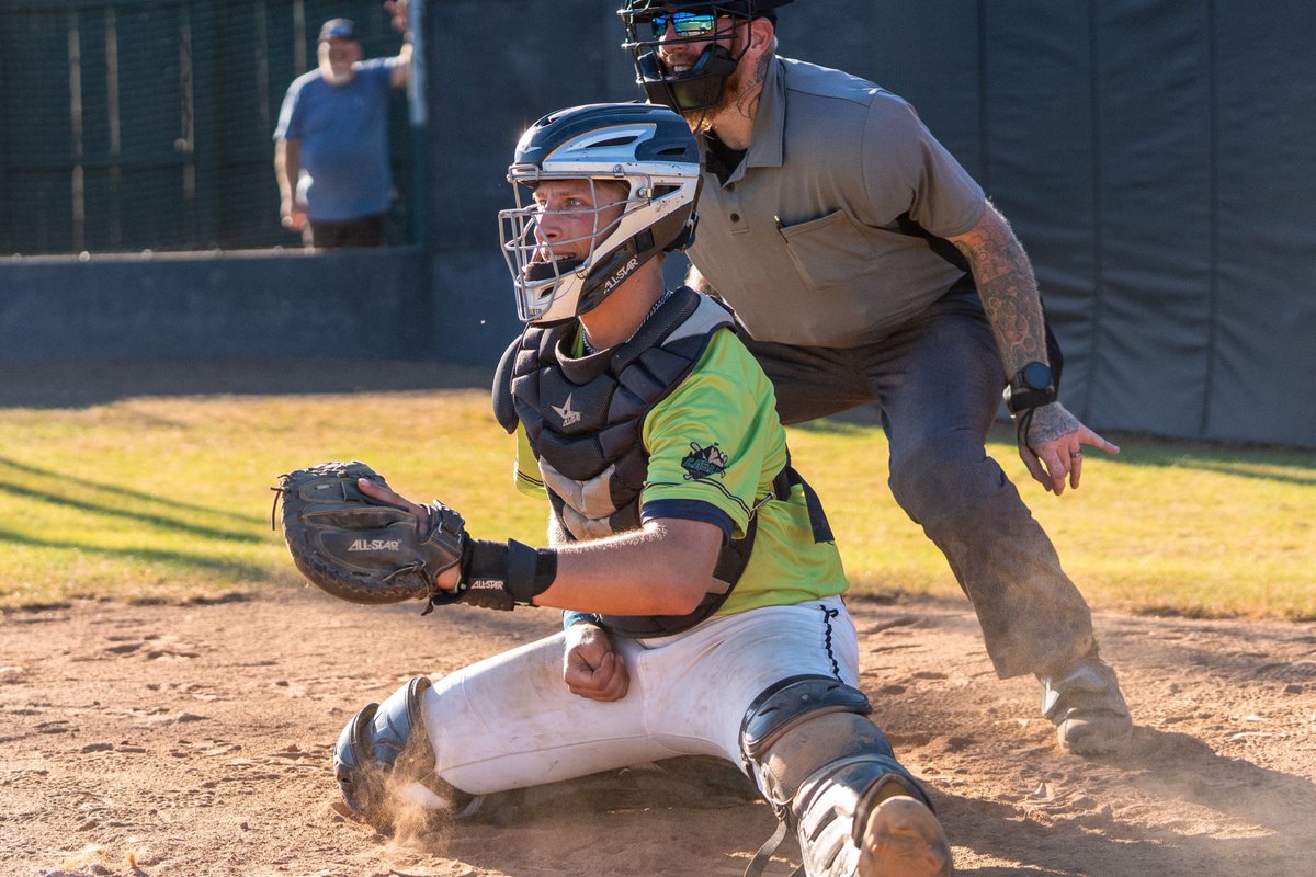 Cascade Collegiate League tweet media