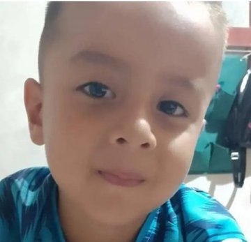 Y Loan dónde está???. En Argentina más de 1.000 niños están desaparecidos.  PEDIMOS que Loan aparezca!, no queremos un cuerpo, lo queremos a él vivo y sano!🙏❤️

#CasoLoan #LoanTeBuscamos  #LoanDaniloPeña #Corrientes