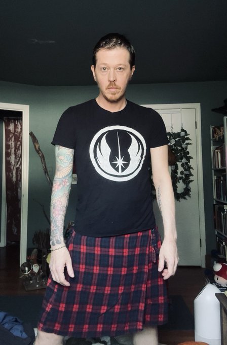 So what do I wear under my kilt? #kilt #kilts https://t.co/bqIA9WZ9DC<a href="/tag/kilt"class="tags">#kilt</a><a href="/tag/kilts"class="tags">#kilts</a>