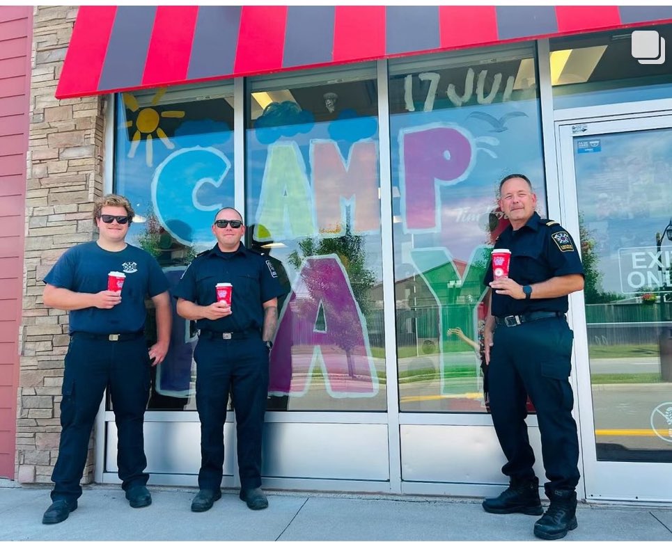 mikekirkopoulos's tweet photo. Had a great time chatting and seeing everyone, and doing it all in an effort to support #TimsCampDay today! 
If you’re out, you can help support the cause by buying bracelets and badges at various locations. @TimHortons #campday https://t.co/sZCYUJvZpX