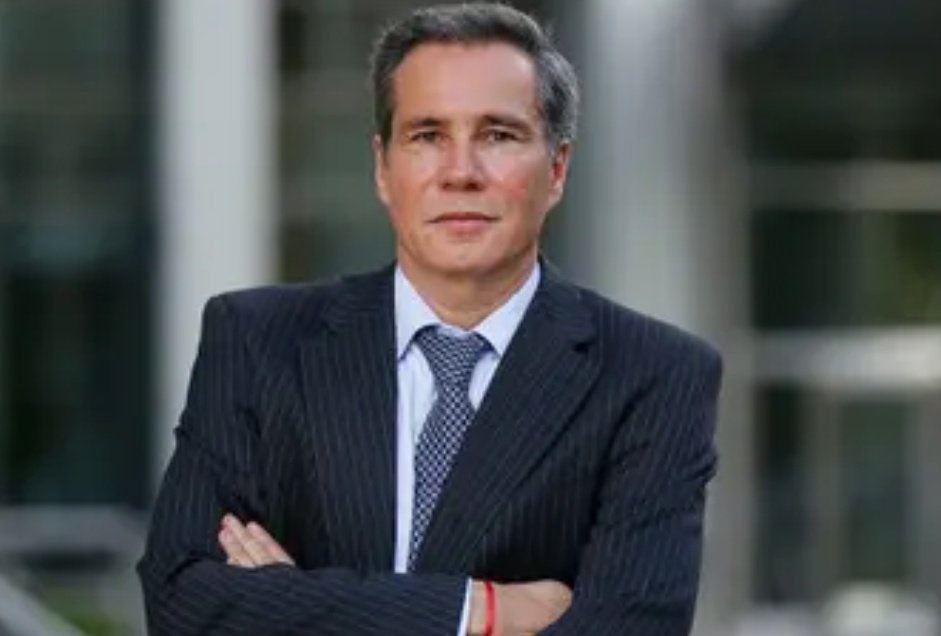 JonatanVialeXD's tweet photo. No nos olvidemos de Juan Castro.
No nos olvidemos de Alberto Nisman.
No nos olvidemos de Luis Espinoza.
No nos olvidemos de Fabián Gutierrez.

Para olvidar la historia están los KUKAS https://t.co/xfCSMj9HxN