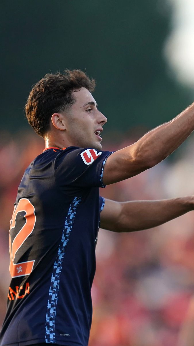 🚨 𝐔́𝐋𝐓𝐈𝐌𝐀 𝐇𝐎𝐑𝐀 | <a href="/victorsaians/">Víctor López</a>:

💥 ¡Pablo Durán 𝗦𝗘 𝗤𝗨𝗘𝗗𝗔!

🤩 El delantero de Tomiño ha decidido cumplir su 𝗦𝗨𝗘𝗡̃𝗢 de jugar en el Celta.

‼️ En las 𝗣𝗥𝗢́𝗫𝗜𝗠𝗔𝗦 𝗛𝗢𝗥𝗔𝗦 el club anunciará que pasa a ser parte del primer equipo.