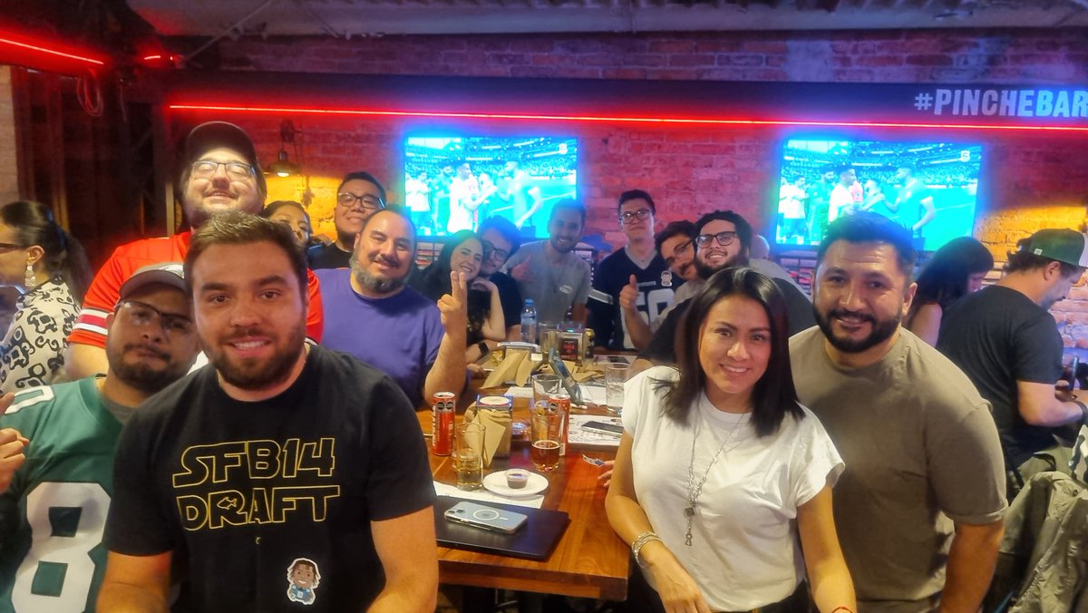 _GemmaMartinez's tweet photo. 🏈 División Cassian Andor:

1.01 @tonlaij
1.02 @pinger92
1.03 @ger_alvarado
1.04 @LuisHernz7
1.05 @professor_Ape
1.06 @netobot23
1.07 @maurubio167
1.08 @carloshumda
1.09 @Jerry_NFL
1.10 @Sofia_RamirezG
1.11 @diegodm_mx
1.12 @GaboArrioja

#SFB14 #FantasyFootball #SFBMX https://t.co/HekAkn8xre