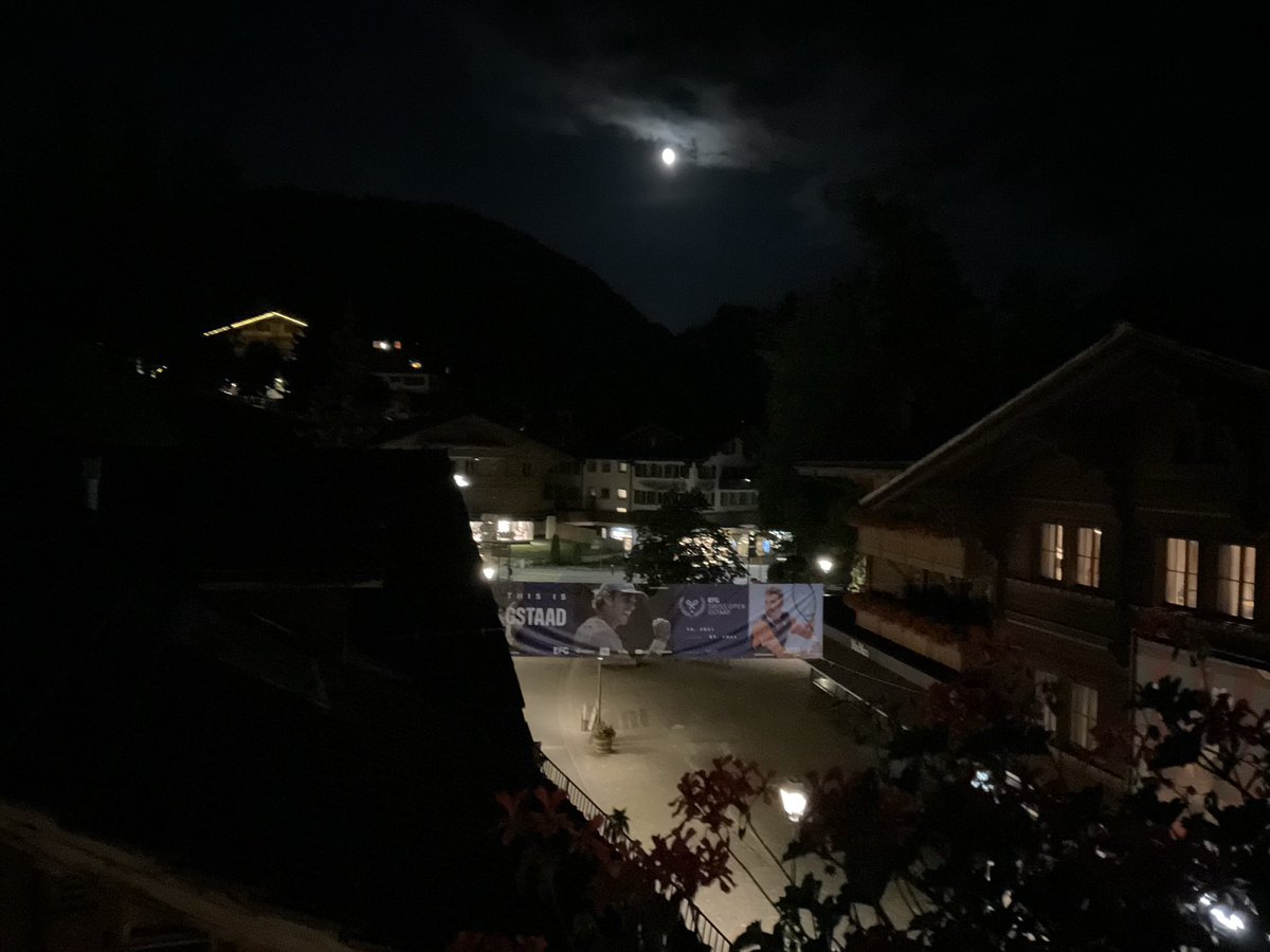 Pinklady13X's tweet photo. Guys, we like it here and will stay as long as Friday 🥳. Good night to all of you dear #TsitsiPals and @steftsitsipas 🥱😴😘 @SwissOpenGstaad https://t.co/y0Z3SDqOeB