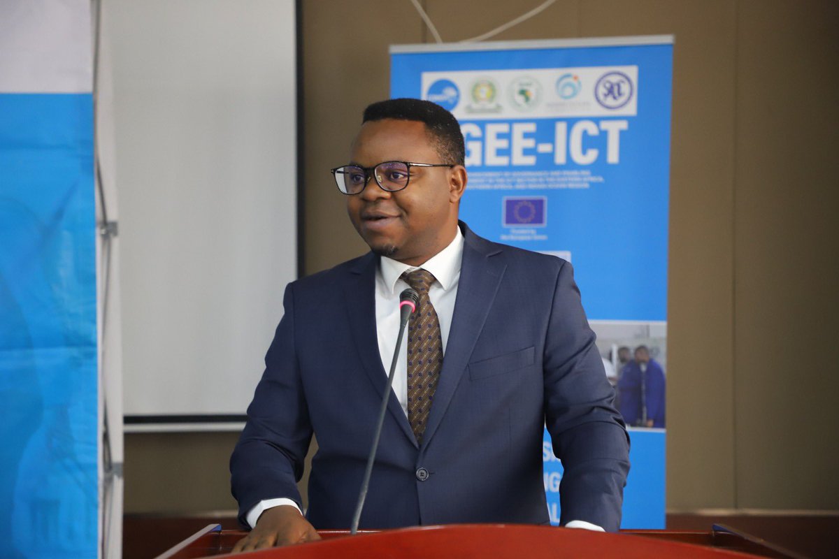 NicoleGatete's tweet photo. Experts are validating business models and training modules for Regional ICT Associations at the #EU-funded EGEE-ICT workshop from July 17-19, 2024. It's a pleasure to participate in this initiative to boost the ICT sector in the EA-SA-IO region. 
#TechInnovation #EUEdge https://t.co/kwEMDfnP54
