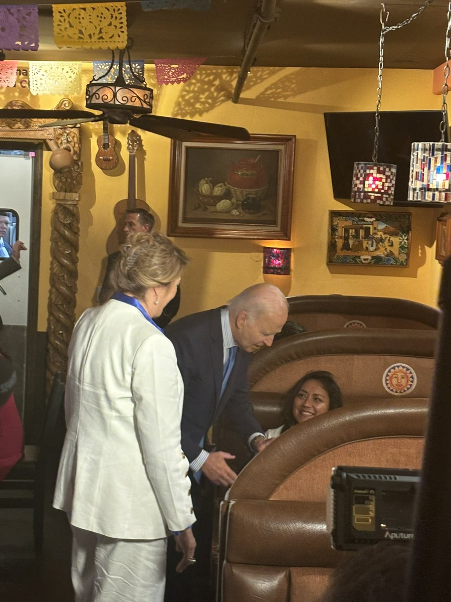 Taylor R. Avery tweet media