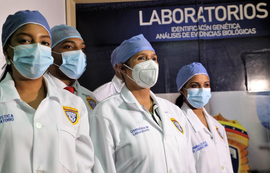 Gracias al desarrollo de labores de investigación e inteligencia del CPNB, del Cicpc y demás órganos de la seguridad ciudadana se puede dar respuestas claras a las demandas del pueblo venezolano. 
🇻🇪
#FormarParaTransformar
#VenezuelaSegura
#JuntosPorLaVidaYLaPaz