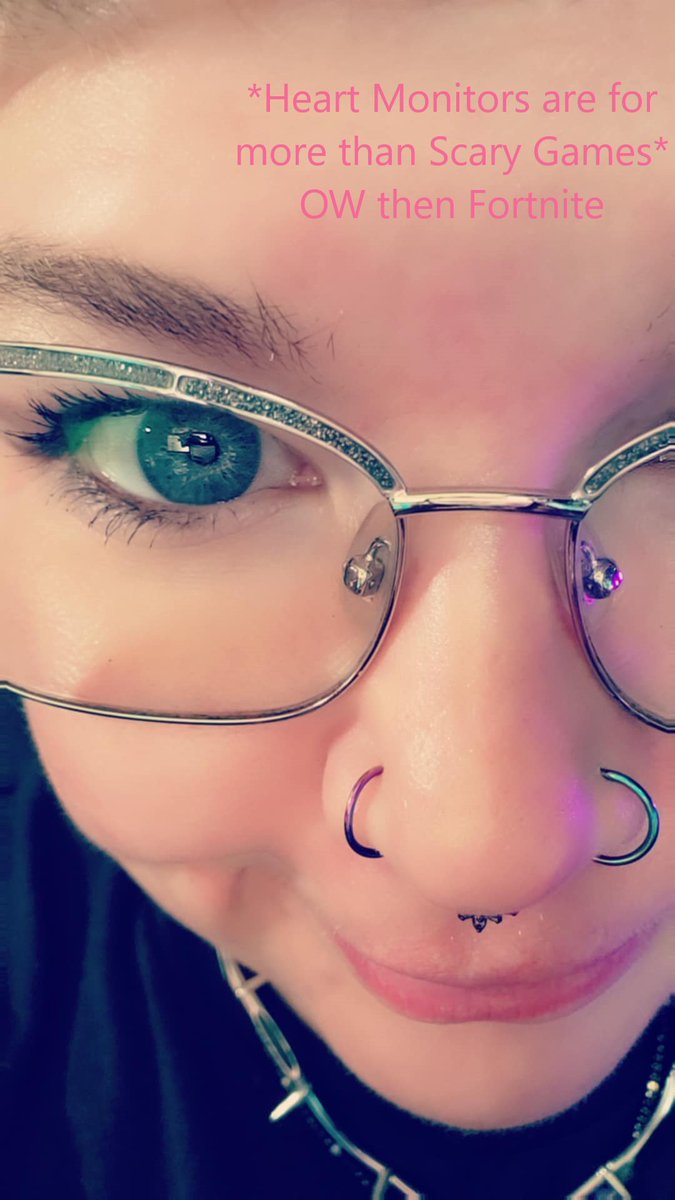 KPenguin131's tweet photo. *Heart Monitors are for more than Scary Games* OW then Fortnite see ya soooon 
https://t.co/Cz8EdMBMaE https://t.co/ahosFayQyh