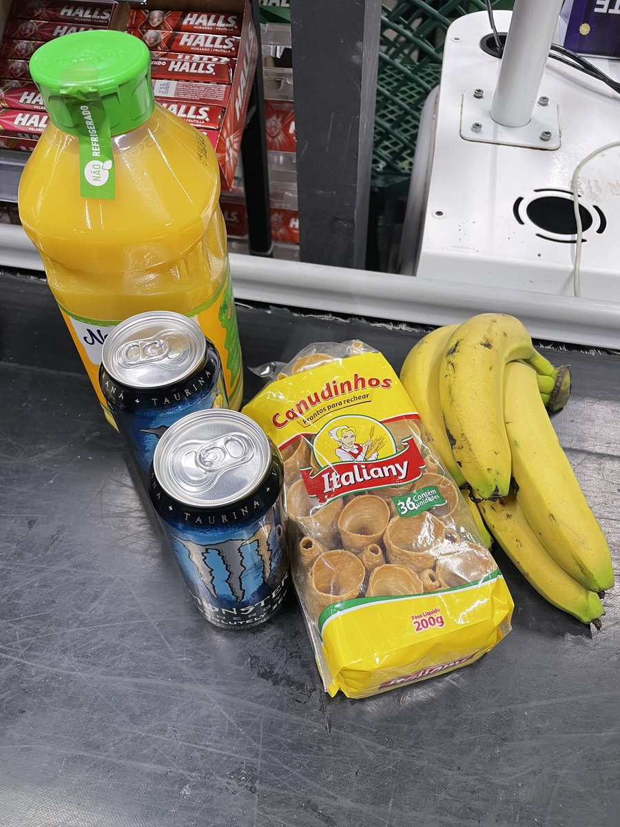 taskmateus's tweet image. só o necessauro