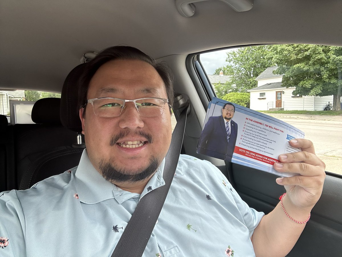 yeeforwi's tweet photo. Took off lunch to get some doors in and talk with the great people of the 85th! Voters are demanding a real change in this election!

#YeeForWI #FightFor50 #takebackthemajority #WinWithWisDems https://t.co/mcEnrFQOgF