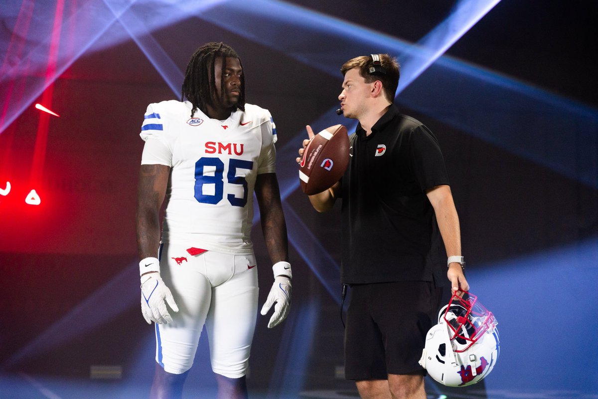 jackmayofilms's tweet photo. Awesome time with @SMUFB as always! Can’t wait to show off what we captured https://t.co/vvcJA58HT0