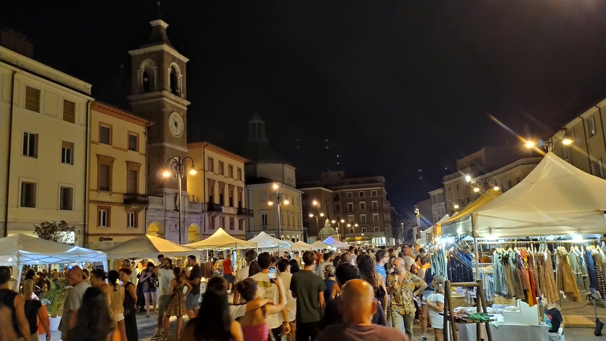 I ain't posting much.

Busy living life
Exploring new places
And creating good memories

Never felt better.