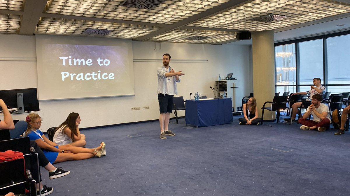 Day three of #fepsac2024 complete. Another superb day of cutting-edge research workshops and talks. The team from <a href="/BangorUni/">Bangor University</a> ‘s Institute for the Psychology of Elite Performance are still going strong 🏴󠁧󠁢󠁷󠁬󠁳󠁿🇦🇹

<a href="/SportSciBangor/">SportSciBangor</a> 
<a href="/PsychBangor/">Bangor Psychology</a>