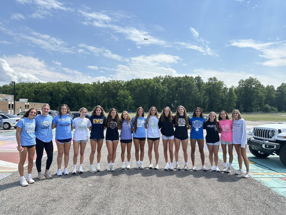 Good luck to our girls competing in The 2024 Challenge tournament the next few days!