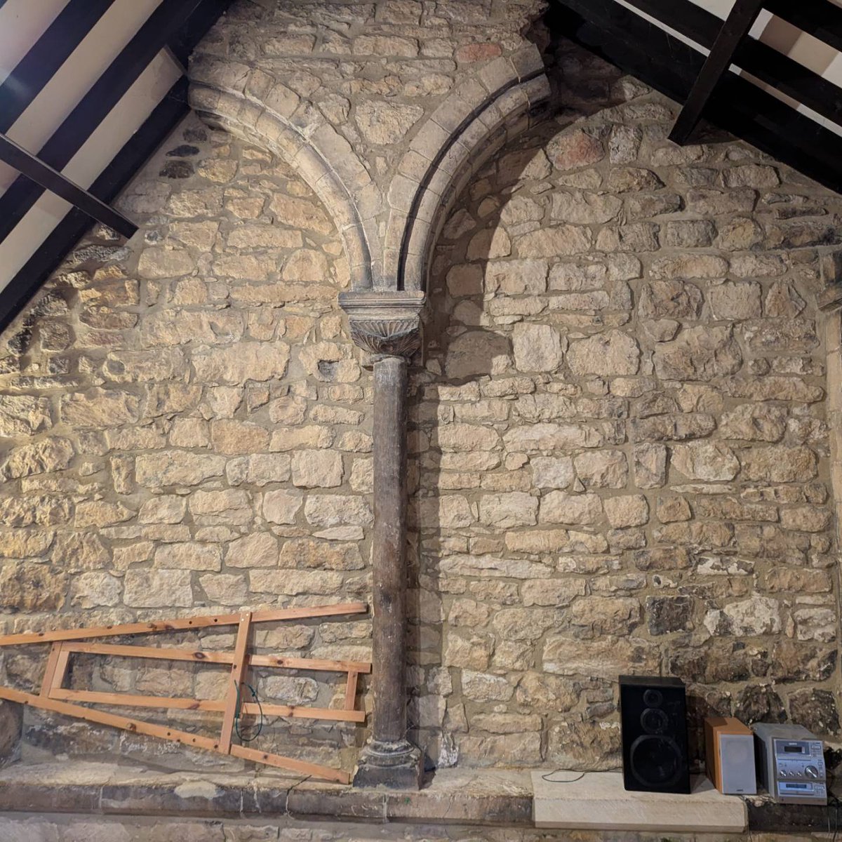 callumliam89's tweet image. St Marys Guildhall Lincoln 

#stmarysguildhall #stmarysguildhallincoln #Lincoln #Lincolnshire #lincolncivictrust #Visitlincoln #visitlincolnshire #heritagelincolnshire #heritage #history #heritageconservation #romanroad #fosseway #ermine 

@visitlincoln @HeritageLincs