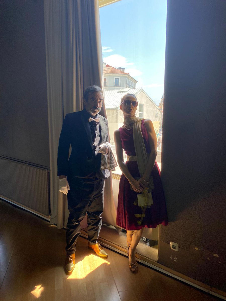 allavamosteatro's tweet photo. Mañana es el día: a las 20.30 estrenamos "EXCUSEZ-MOI", junto a la Compañías: Hortensia Portolés y Olga de Lorian, Darte Arte, Habilis Show y La Tercera
en la Sala Tarambana formando parte del VII Festival de teatro breve. Sería genial veros. Entradas en:
https://t.co/eBdu5rYPdI https://t.co/kjR47claxS