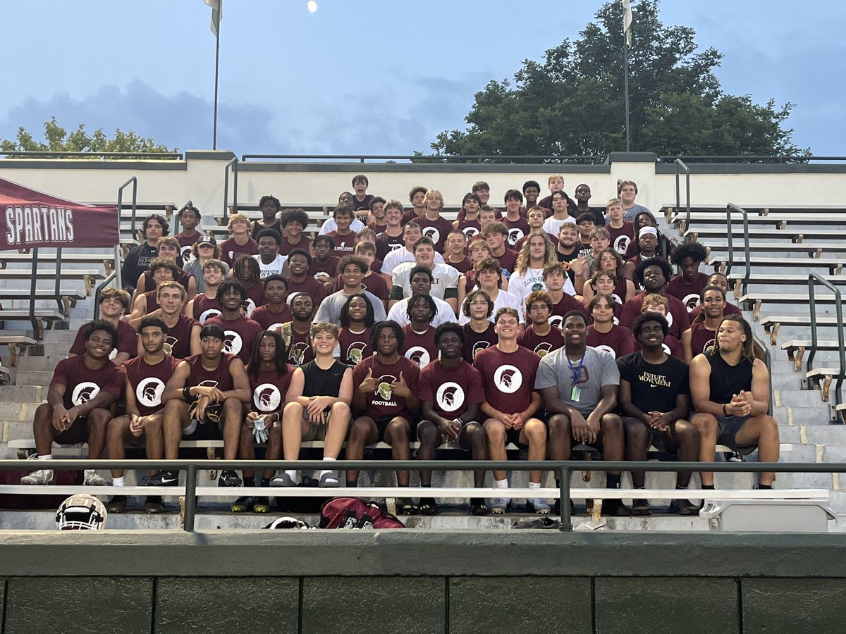 DeSmetFB's tweet photo. TEAM CAMP 2024 @IWUTitanFball https://t.co/ZGyRSlsiIq