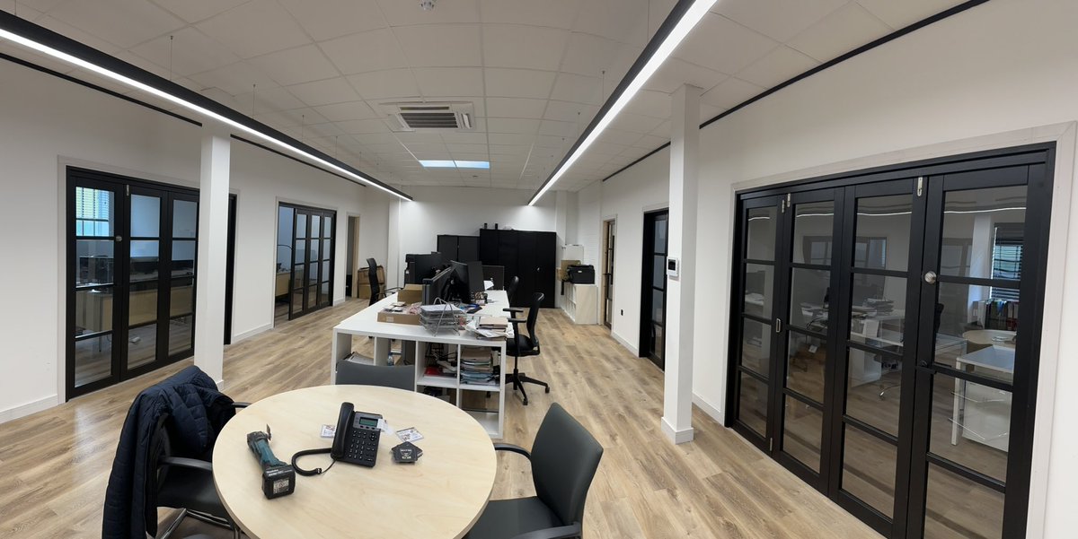 TKHammer's tweet photo. The twilight zone in the office when everyone else had slid off out the door and I can actually get something done and take my referees shirt off 🧐 https://t.co/UukACGPi6R