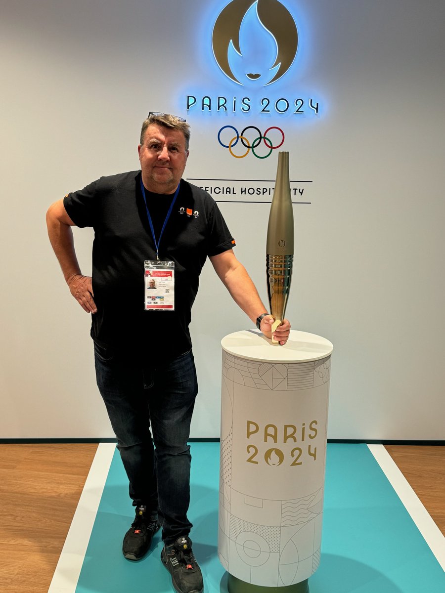 #Tousconnectés à #Paris2024 avec <a href="/orange/">Orange</a> !
Après 3 années de projet sur le stade de Lille.
Voilà  nous sommes prêts.
RDV samedi 27 juillet pour les premiers matchs de basket et ensuite handball!!!!