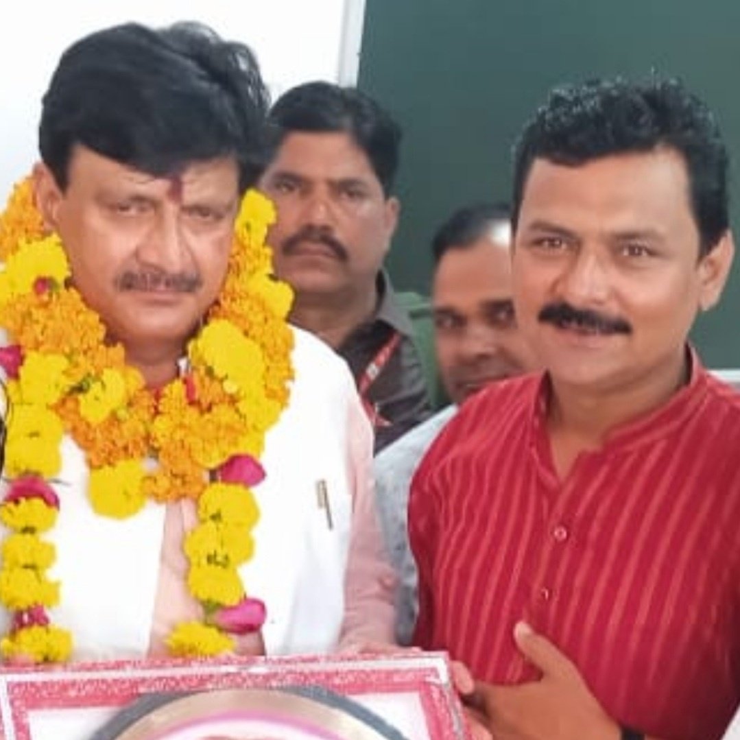akhilendra4bjp's tweet photo. #NewProfilePic https://t.co/Am2peZocDr