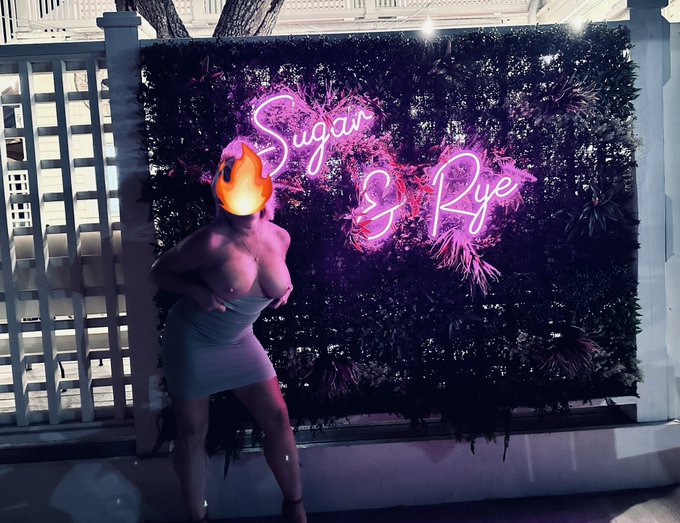 Cute little restaurant in Galveston, TX.  I liked it so much, I flashed my tits 😌 https://t.co/58Nwi<a href="/tag/satisfied"class="tags"><span>#satisfied</span></a>