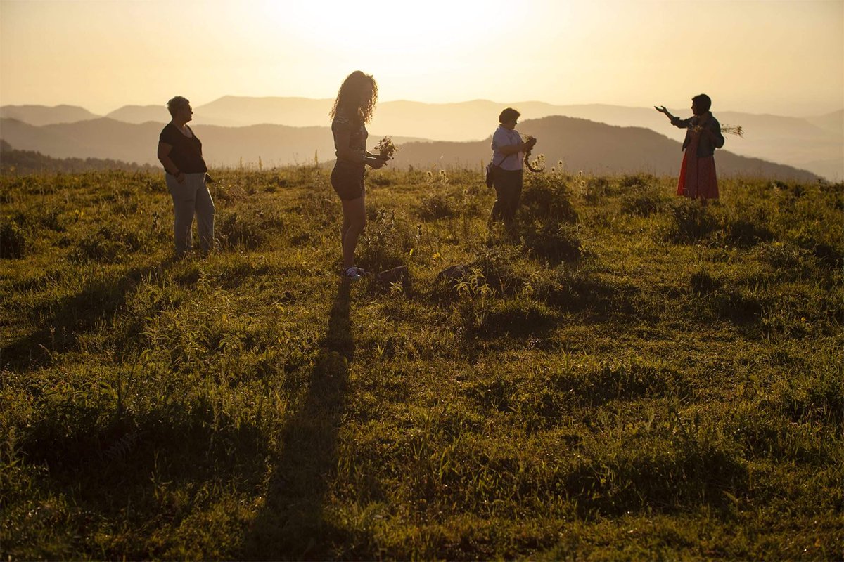 Vino Vérité welcomes Emily Mkrtichian for a film about the fragility of dreams in a disputed land.

THERE WAS, THERE WAS NOT.

July 28th.

6:30pm: Hors d'oeuvres &amp; wine tasting
7pm: Screening
8:45: Q&amp;A + Dessert Reception with filmmaker

Tickets: icfilmscene.org/film/there-was…