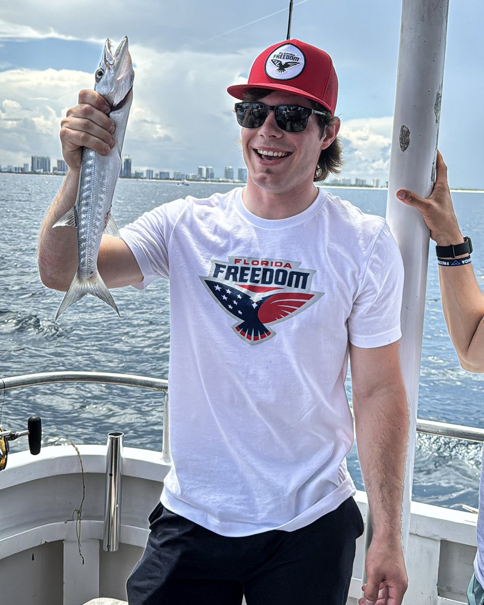 FLFreedomPBR's tweet photo. Happy birthday to @CHalverson6! 🎉 

#LetFreedomRide #AmericasBullRidingTeam https://t.co/4X5lDPO8jK