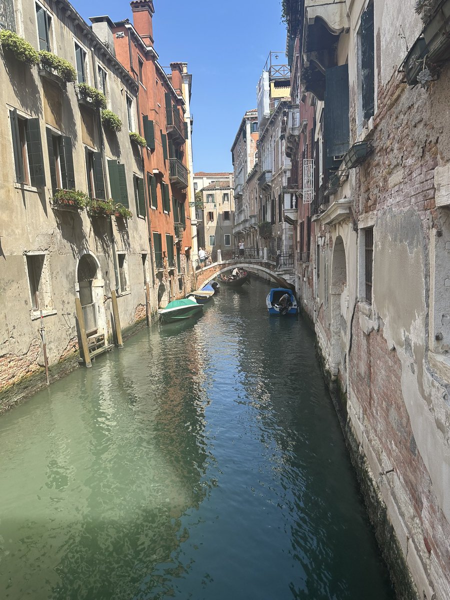 miss__gallacher's tweet image. 3 weeks, 9 cities, 6 countries = a dream 🚂🇦🇹🇩🇪🇸🇮🇮🇹🇫🇷🇧🇪 #interrailing