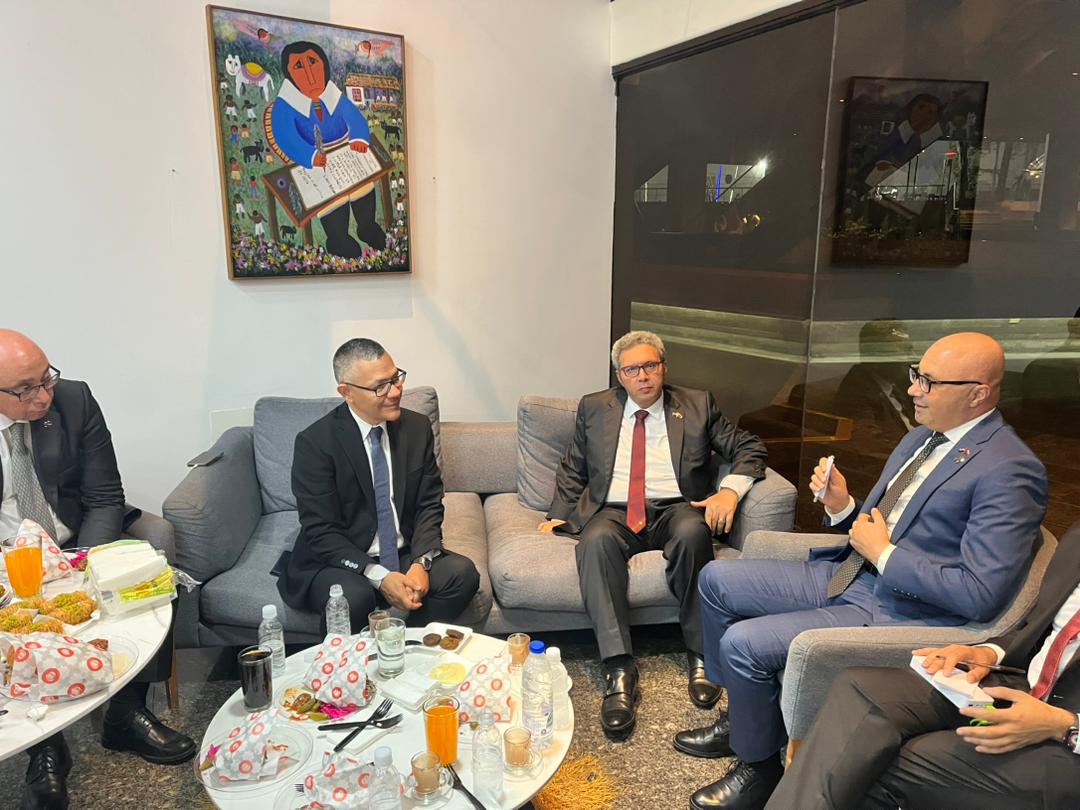 CairotaenCcs's tweet photo. Tuvimos el honor de celebrar el 72° Aniversario del Día Nacional de #Egipto en @teatroteresacarr contando con la presencia de SE Yuri Pimentel, VM para África, Hon. Autoridades de Venezuela y del Cuerpo Diplomático Acreditado ante el Gobierno de #Venezuela y estimados amigos. https://t.co/2UHrjyGZv4