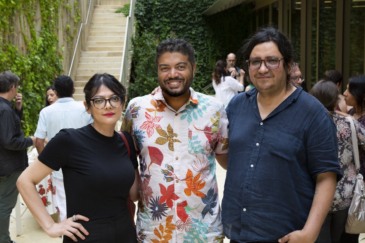 Imágenes o imaginaciones. Escritores reunidos por el Festival #kMAmérica en Barcelona. 
Gracias <a href="/americatalunya/">Casa Amèrica Catalunya</a> <a href="/BibliotequesBCN/">BibliotequesBCN</a> por este espacio para encontrarnos con los lectores.
Fotos: Gustavo Germano