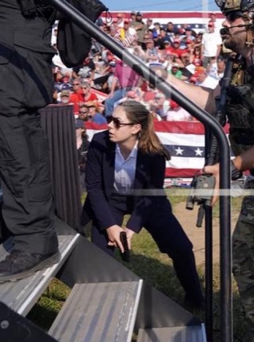 Shadow of Ezra tweet media