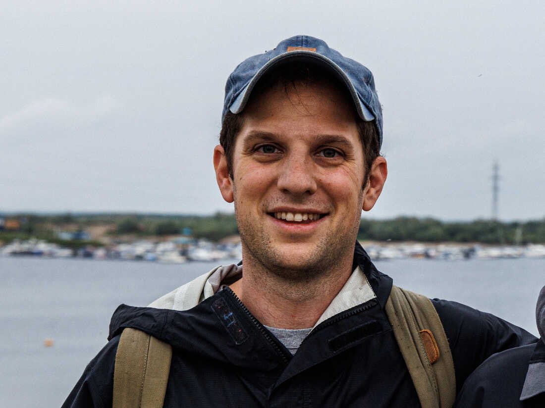 It’s Wednesday July 17, 2024. 

WSJ’s Evan Gershkovich was detained by the Russian FSB Mar 29, 2023.

1 year &amp; 109 days ago 

Evan’s next court hearing in this sham espionage trial is TOMORROW.

JOURNALISM 🎙️ 🎤 📺 💻 IS NOT A CRIME!

FREE EVAN NOW! 

#IStandWithEvan